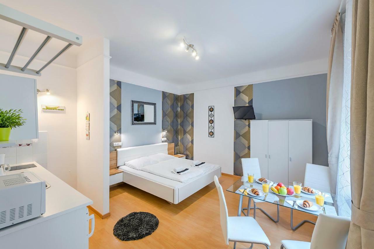 Parking, Ac, Wifi 2 Room Apartment In The Center Budapest Luaran gambar